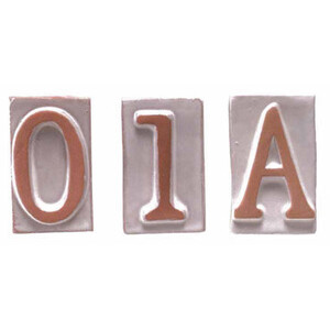 BL Lettera D in Terracotta 5X9 cm