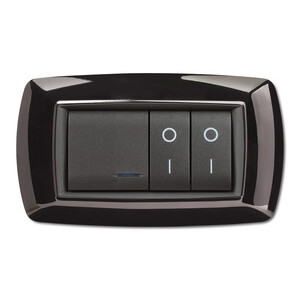 Placca Life Living Plast Nero 4P
