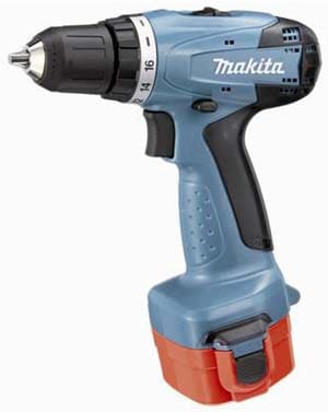 TRAPANO A PERCUSSIONE 12 V 1.3 AH + 8271DWPE MAKITA